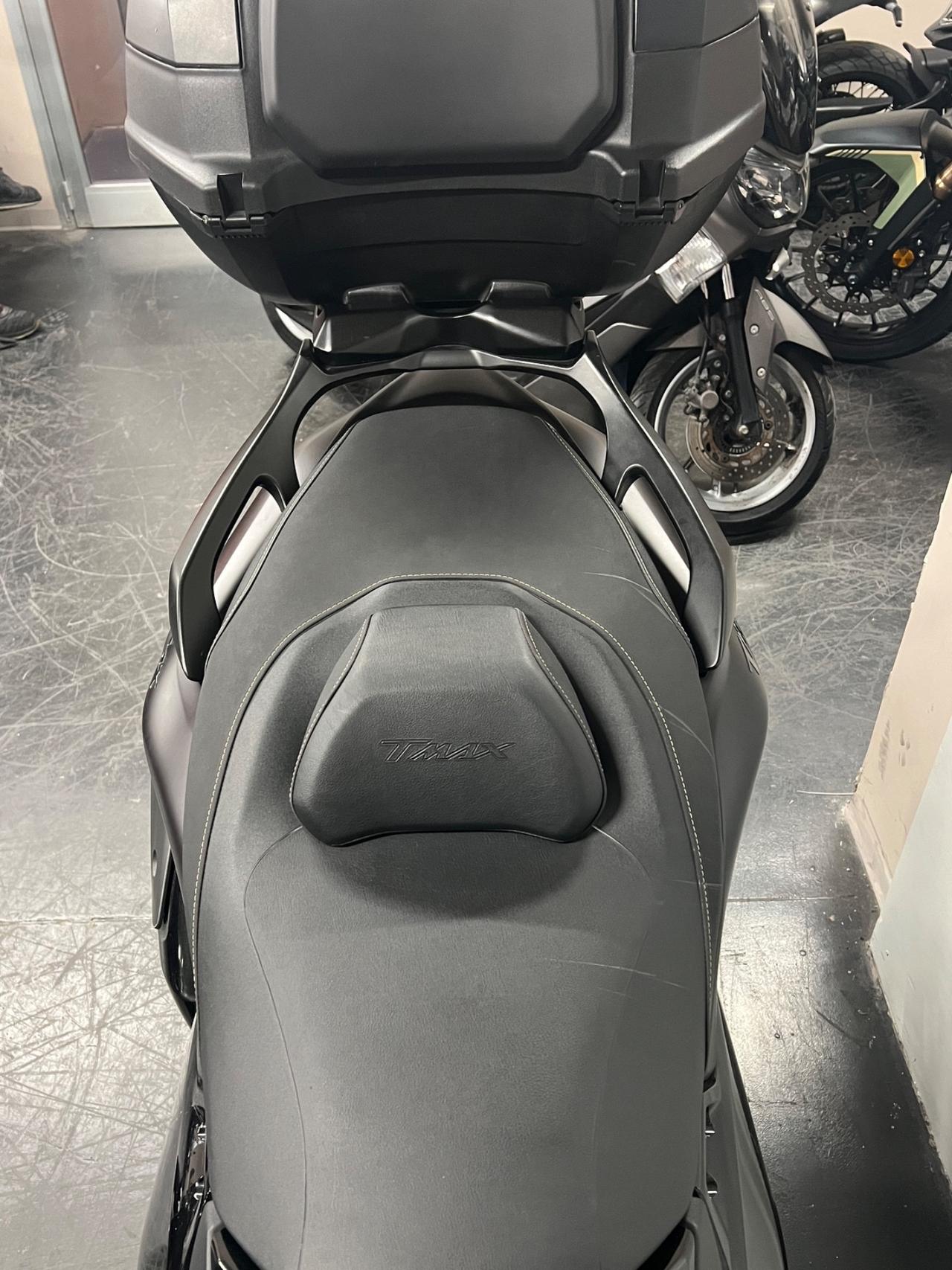 Yamaha TMAX 560 Tech max