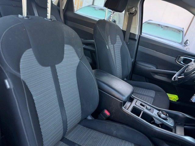 KIA Sorento 1.6 T-GDi HEV AT6 2WD Business