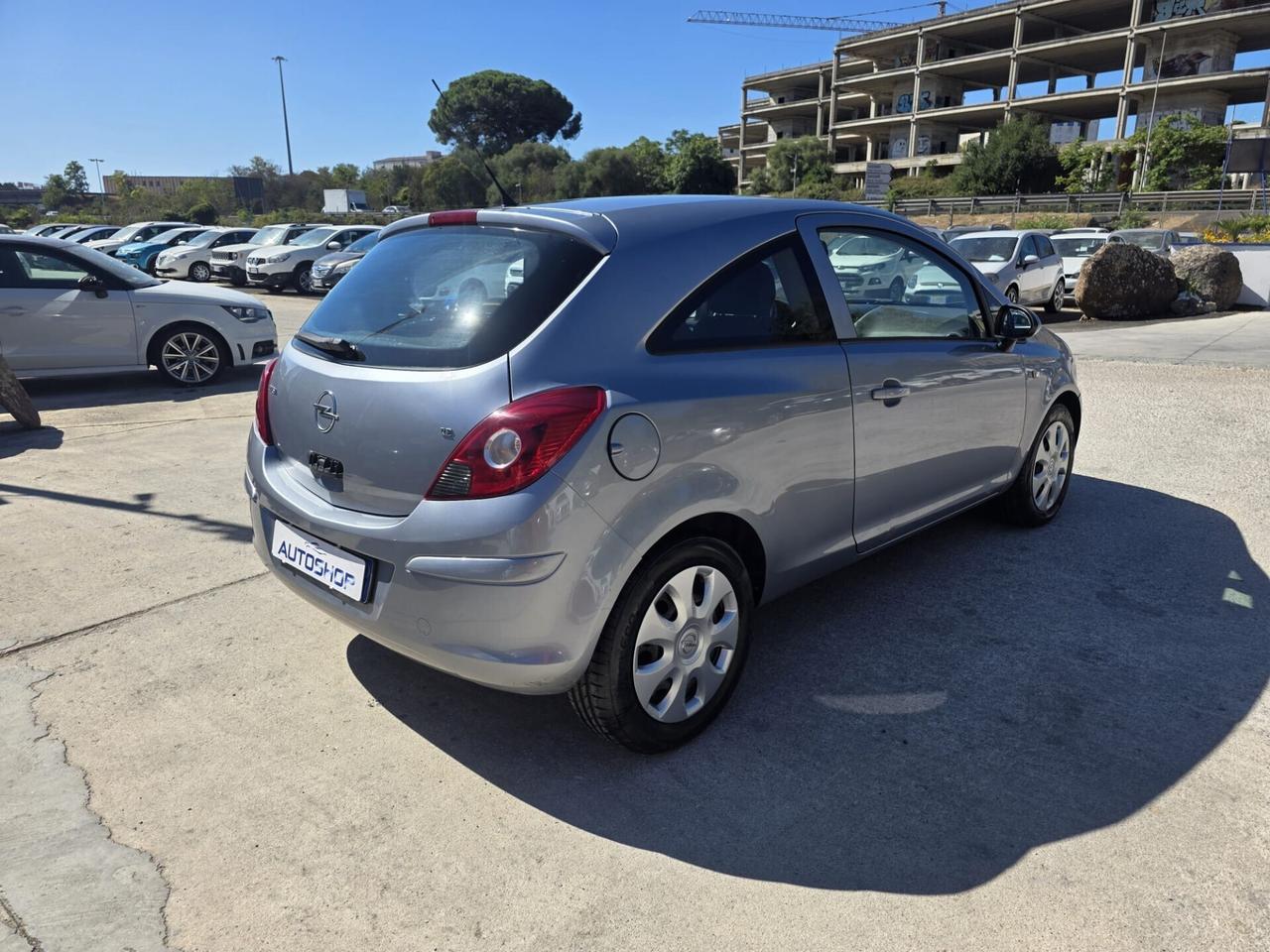 Opel Corsa 1.2 3 porte Club