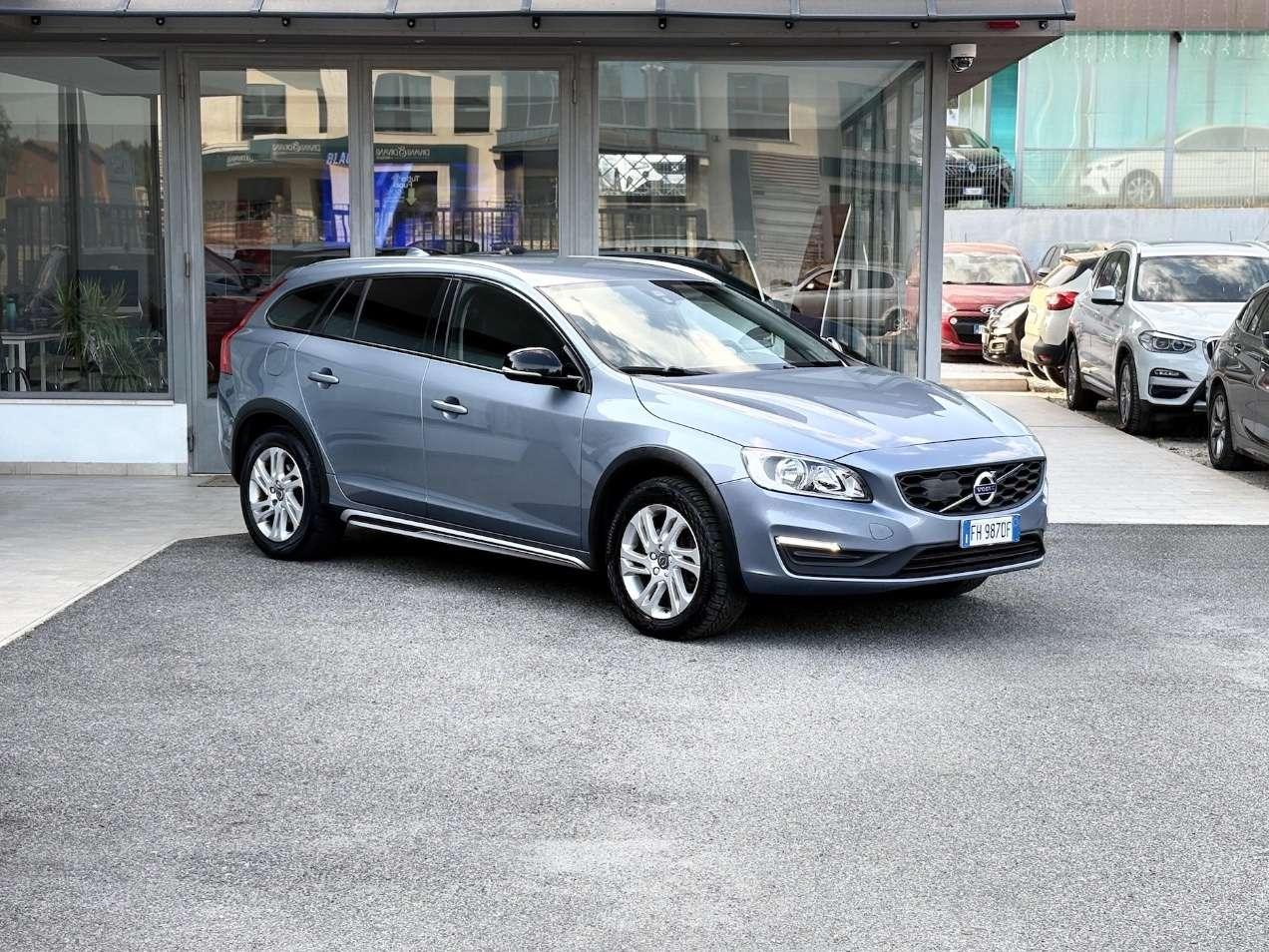 Volvo V60 Cross Country 2.0 Diesel 150CV E6 - 2017