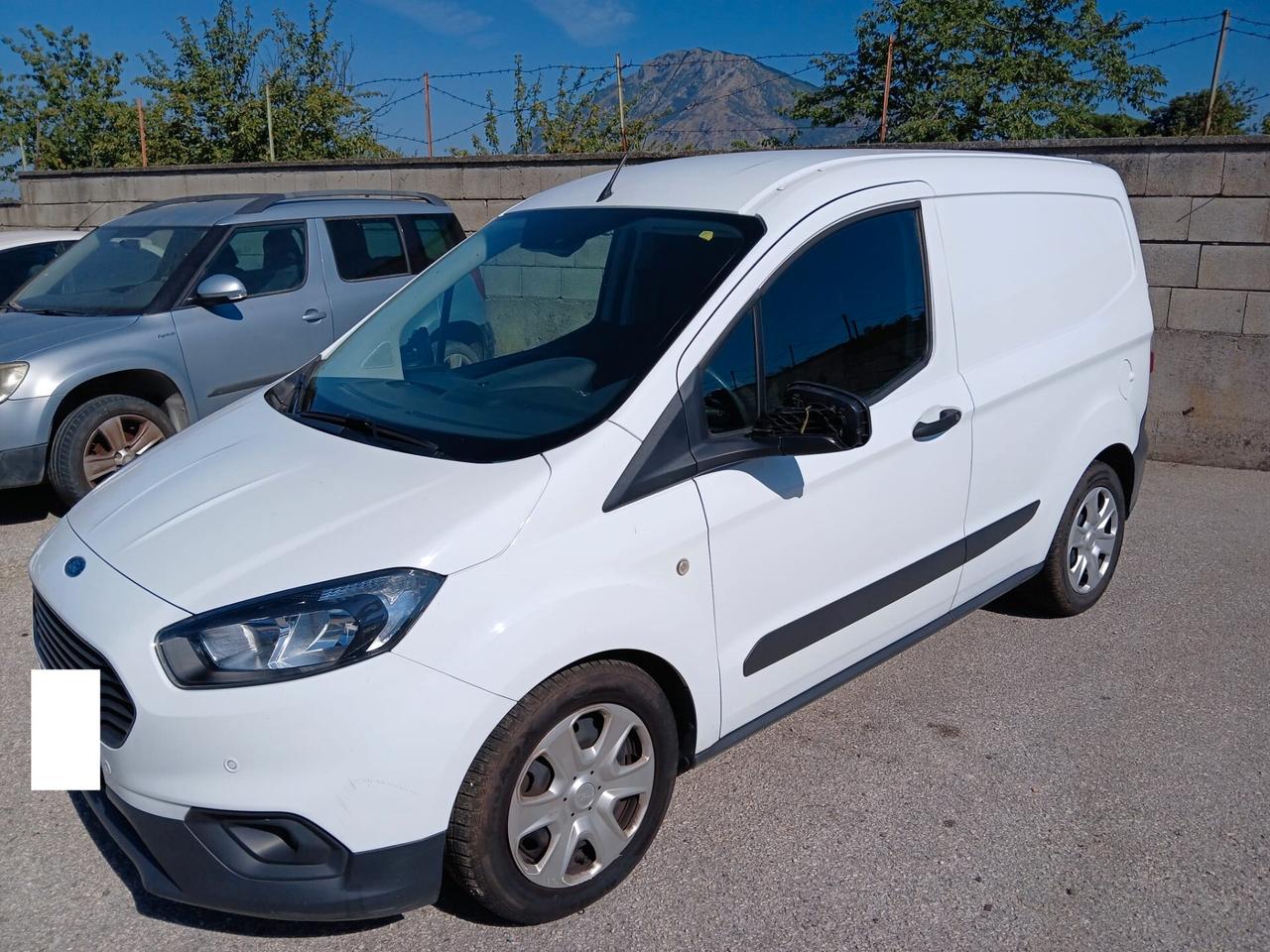 Ford Transit Courier 1.5 TDCi 100cv Van anno 2019