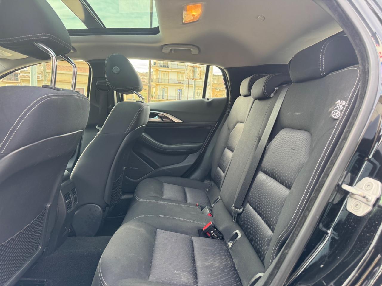 INFINITI Q30 1.5 D 110 CV PREMIUM TETTO