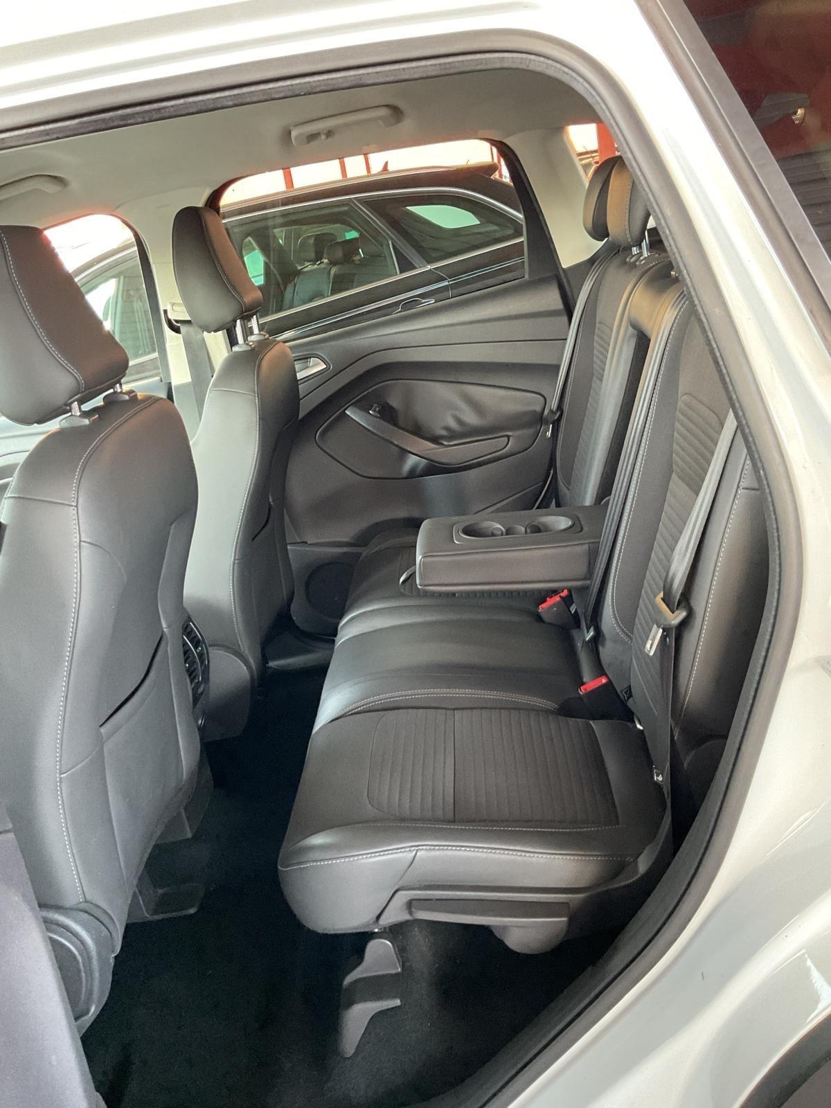 Kuga 1.5 TDCI 120 CV-2WD-titanium-unipro