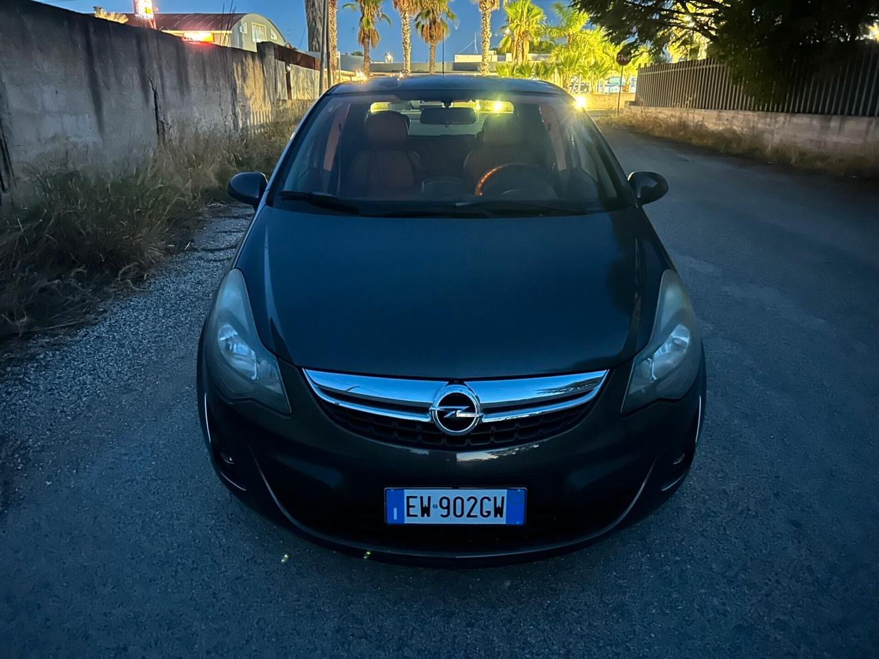 Opel Corsa 1.2 5 porte Edition GPL