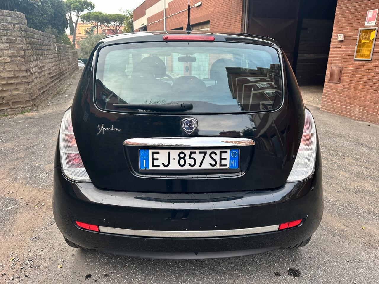 Lancia Ypsilon 1.2 69 CV Unyca *NEOPATENTATI*