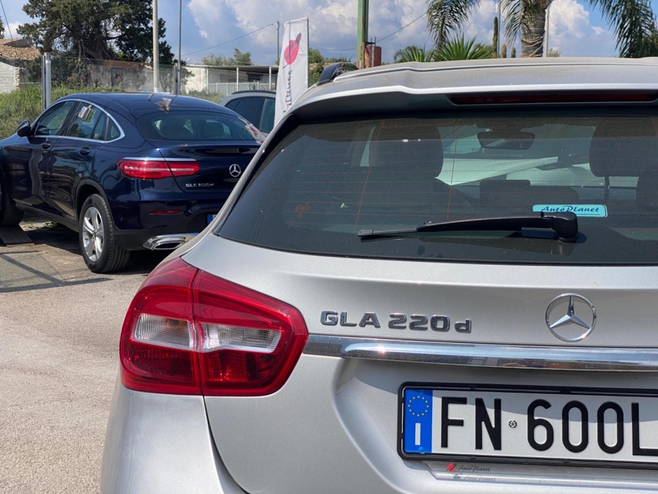 Mercedes-benz GLA 220 d Premium