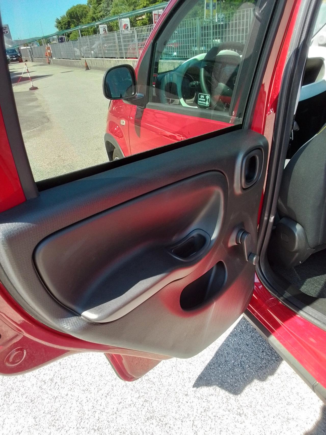 Fiat Panda Cross 1.0 FireFly Hybrid