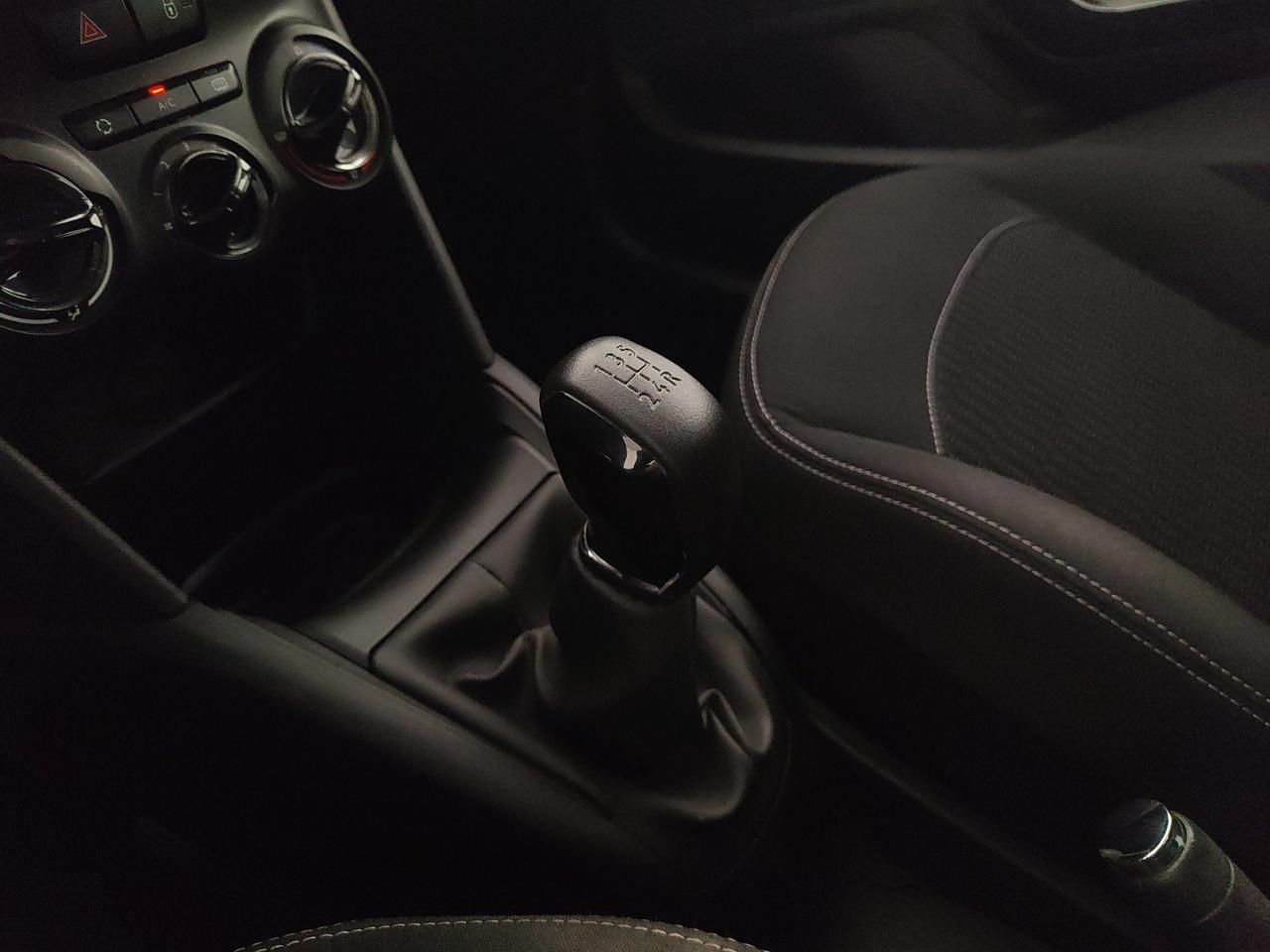 PEUGEOT 208 5p 1.2 puretech Active s&s 82cv neopatentati