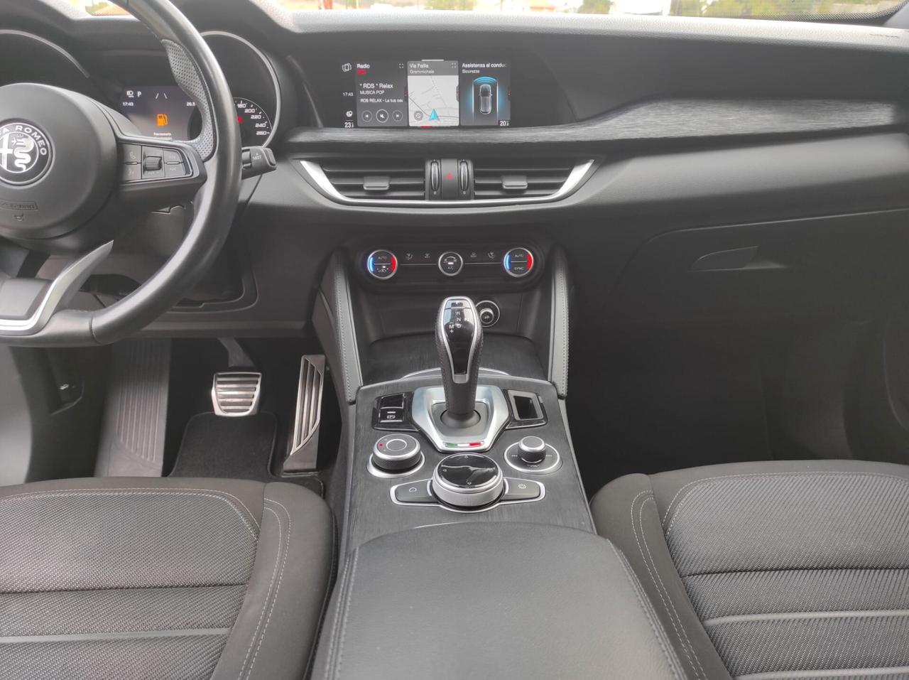 Alfa Romeo Stelvio 2.2 Turbodiesel 190 CV AT8 Q4 Business