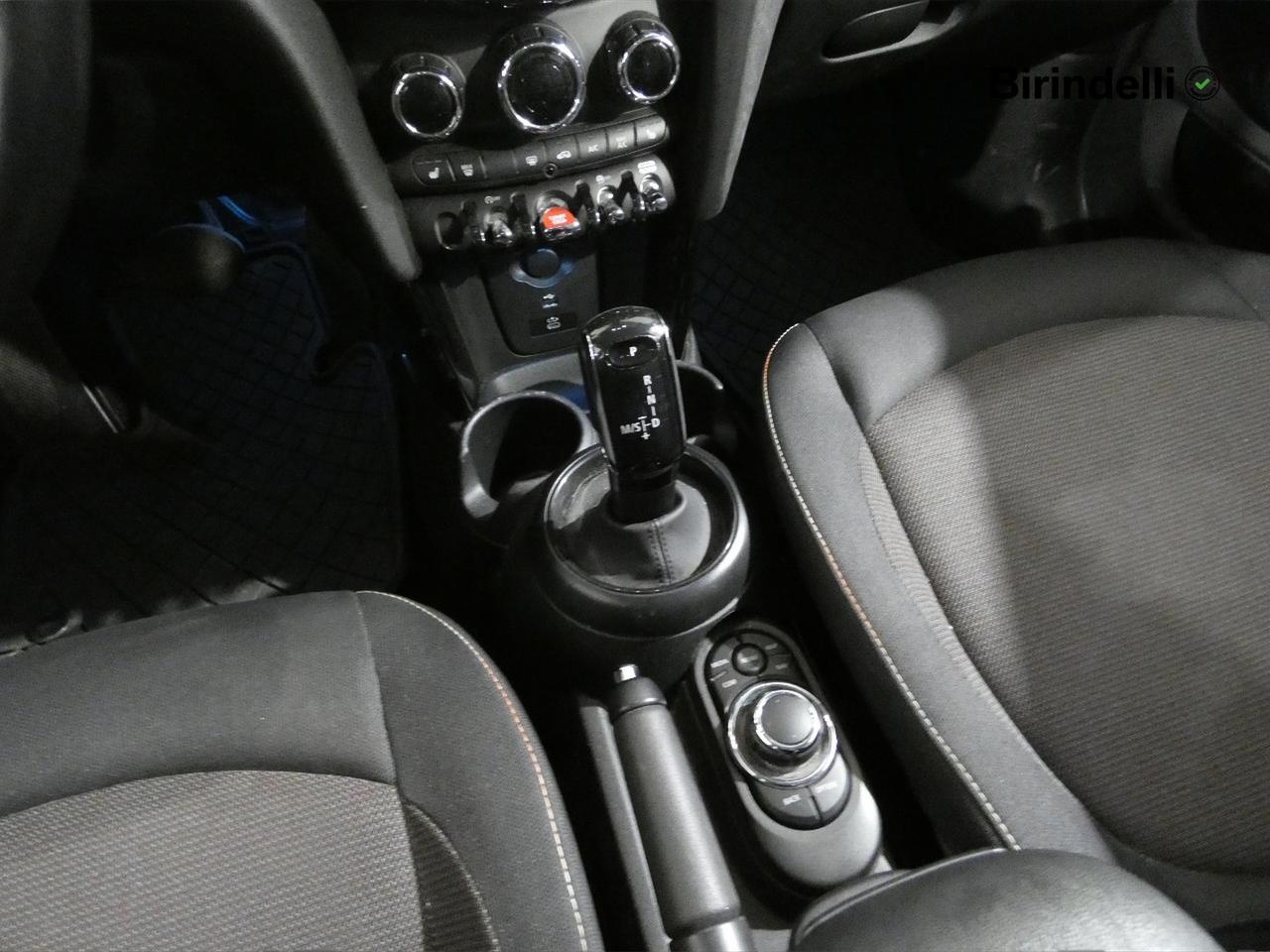 MINI Mini 5 porte (F55) - Mini 1.5 Cooper Classic 5 porte