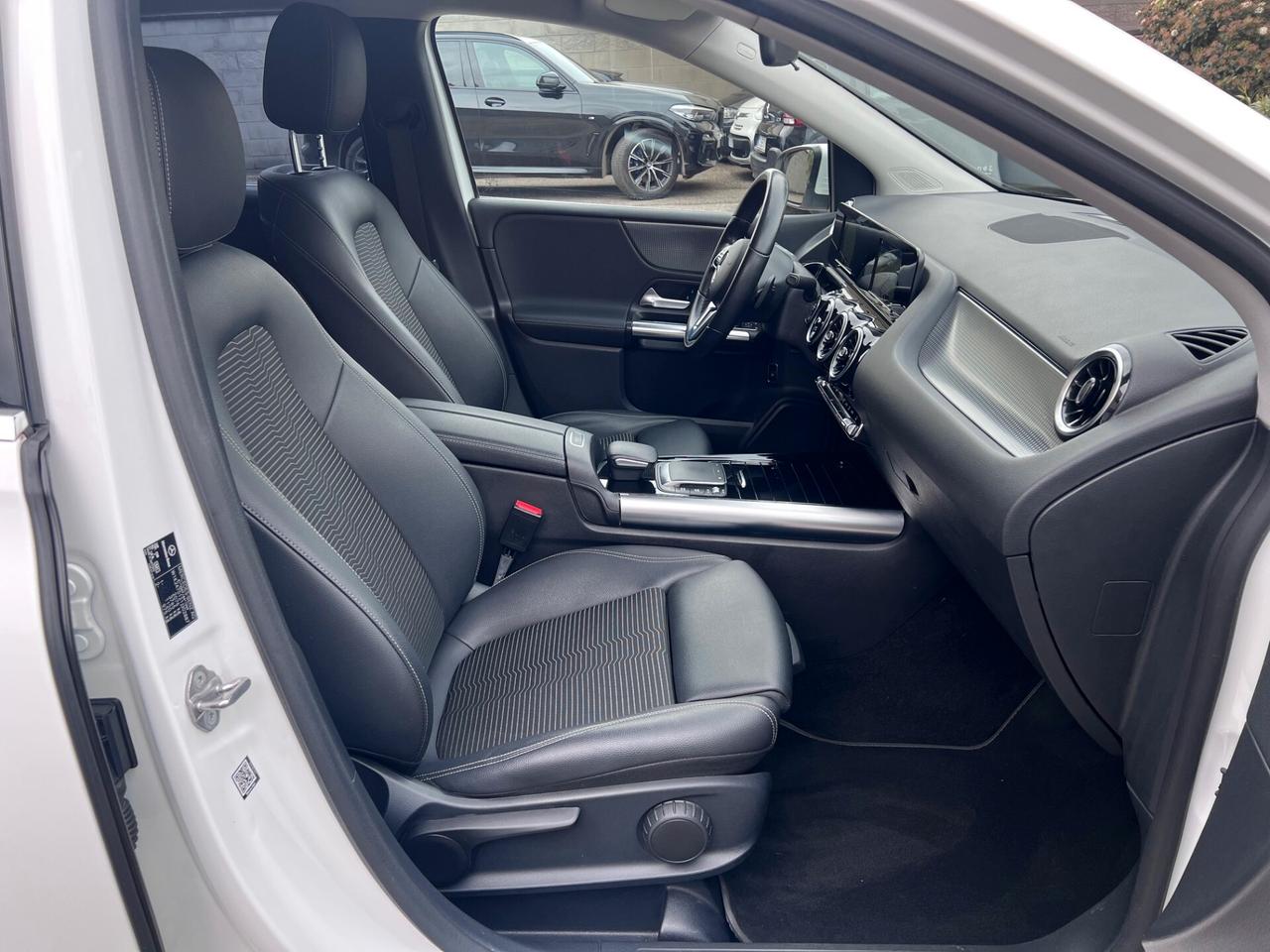 Mercedes-benz B 200 d 150cv Sport Plus auto LED/NAVI/PELLE/18 PERFETTA