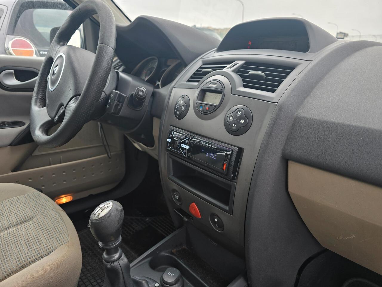 Renault Megane megan