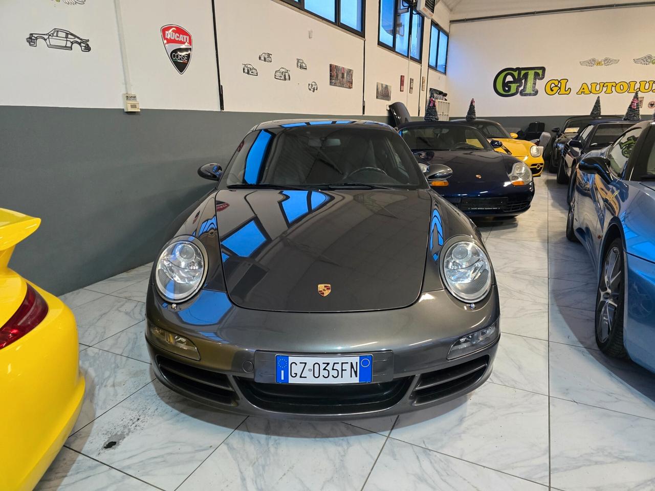 Porsche 911 Carrera Coupé