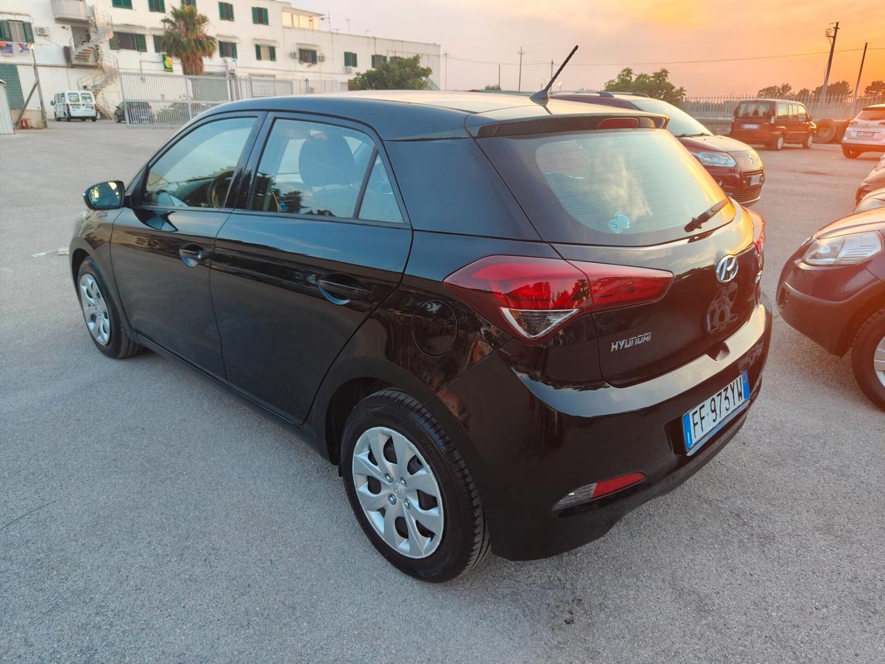 Hyundai i20 1.1 CRDi 5p Comfort KM54.000