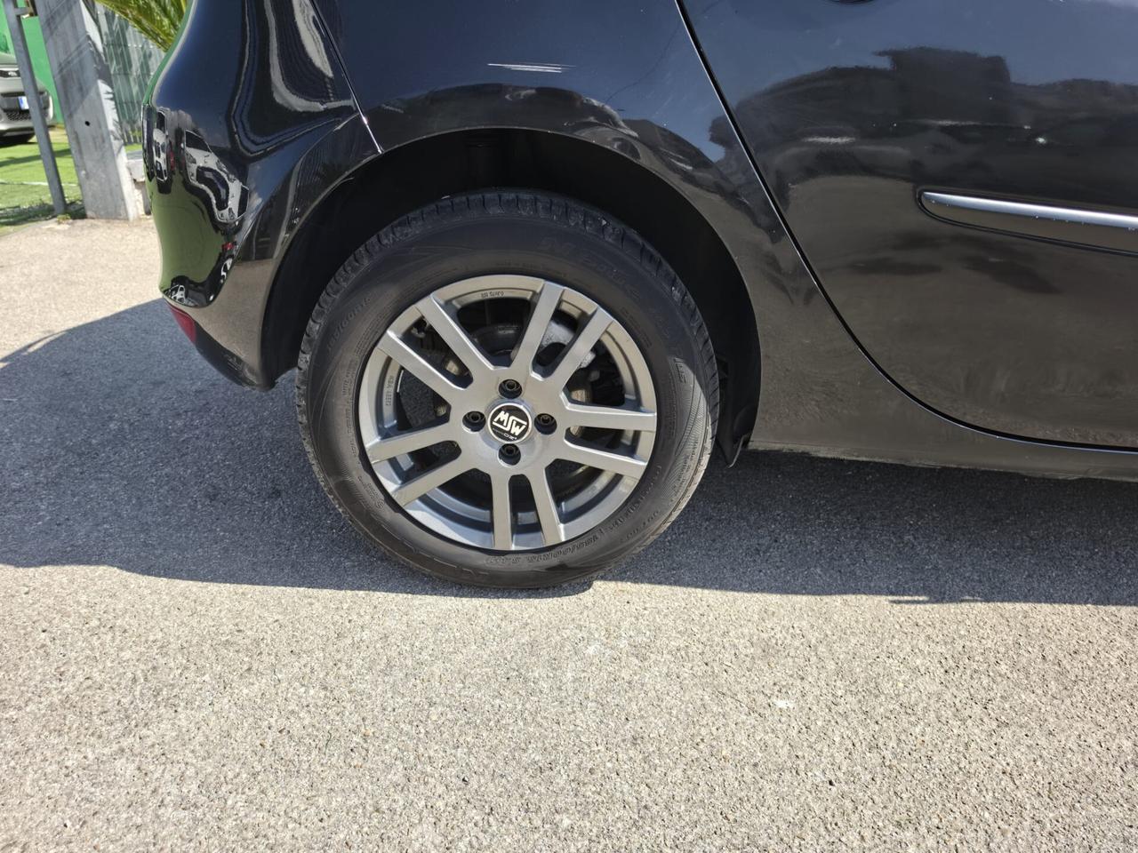 Renault Clio 1.2 16V 5 porte Live! - Anno 2011