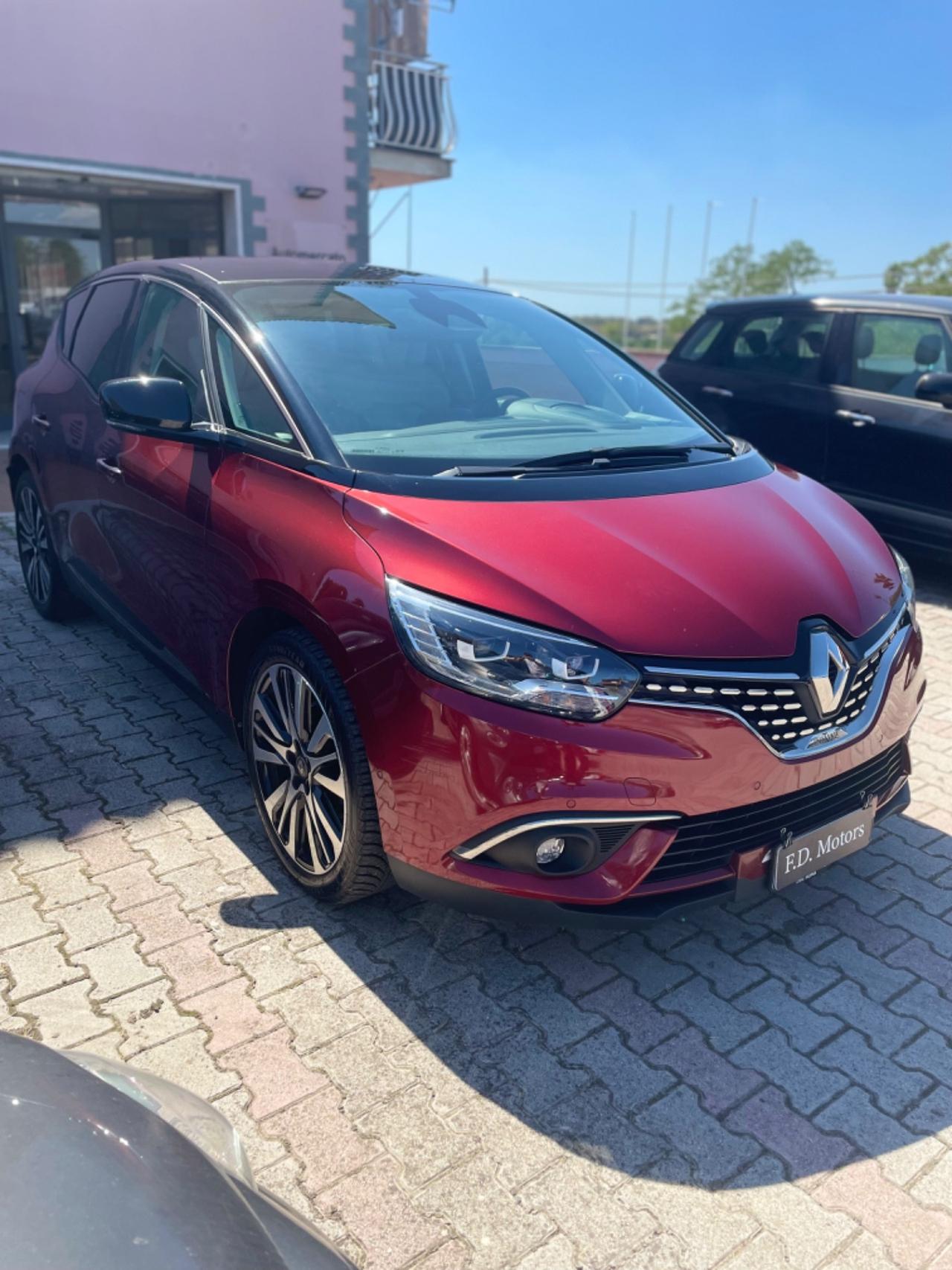 Renault Scenic Scénic Blue dCi 120 CV EDC Initiale Paris