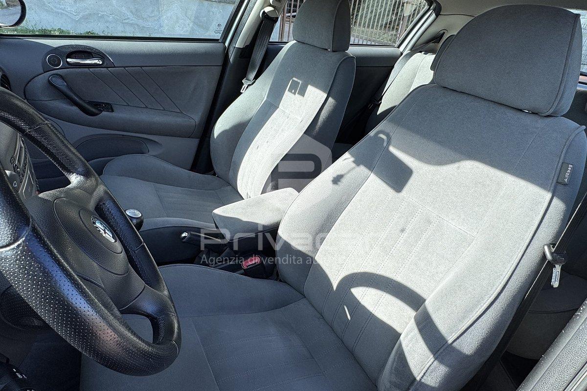 ALFA ROMEO 147 1.9 JTD (115) 5 porte Distinctive