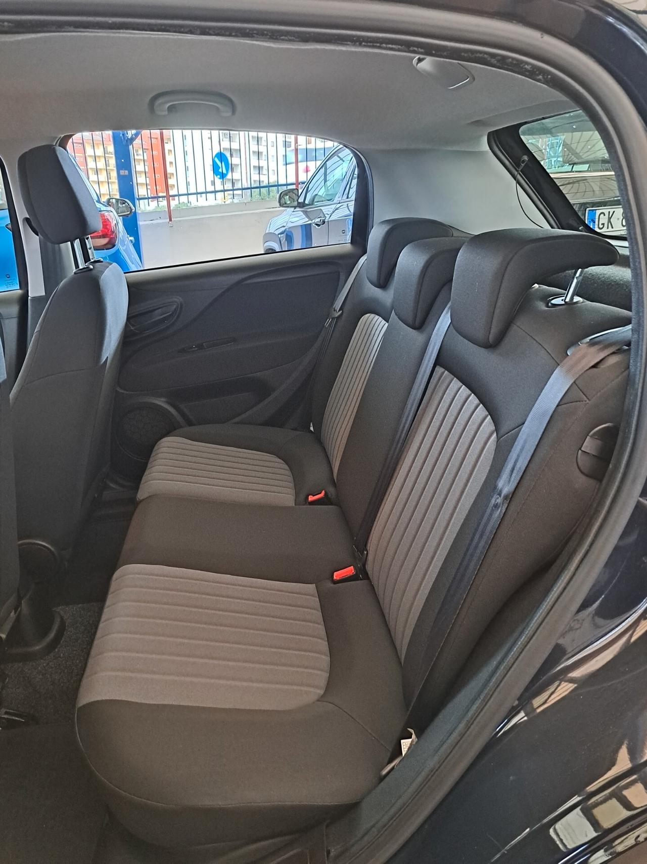 Fiat Punto 1.3 MJT II S&S 95 CV 5 porte Street