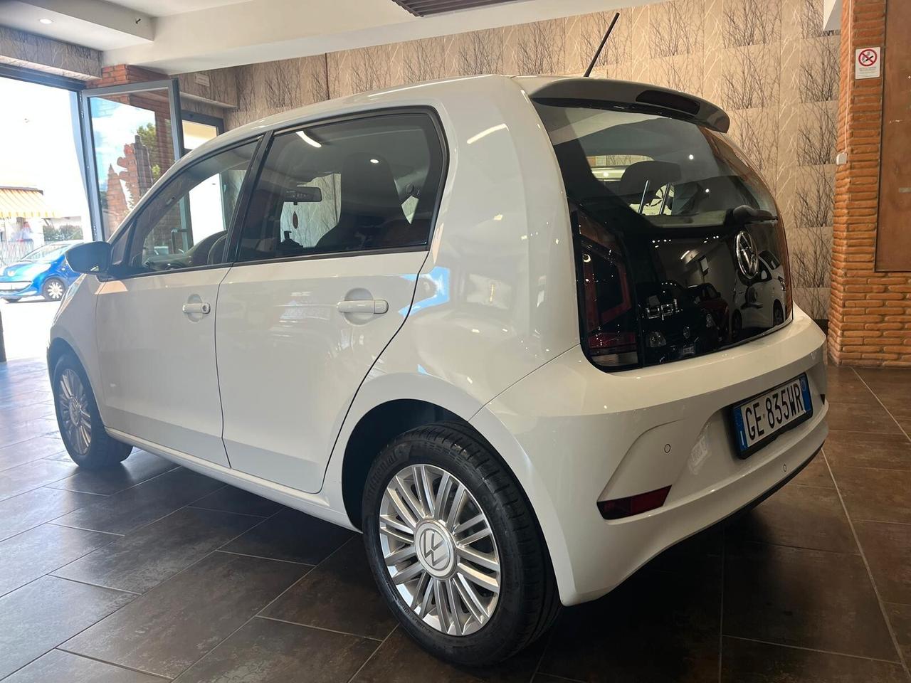 Volkswagen up! 1.0 5p. EVO beats BlueMotion Technology