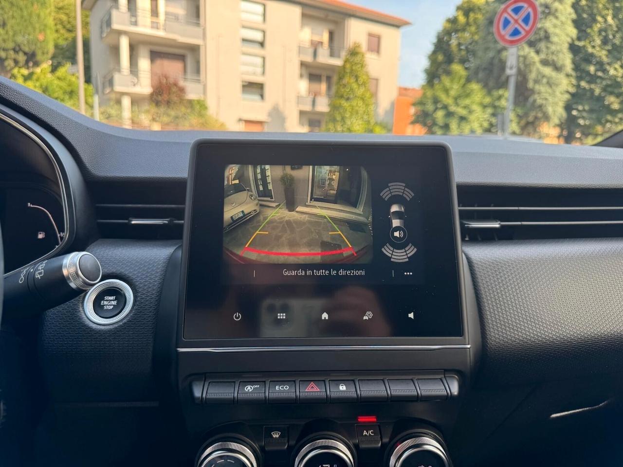 RENAULT CLIO TCE 100cv 5p INTENSE NEOPATENTATI