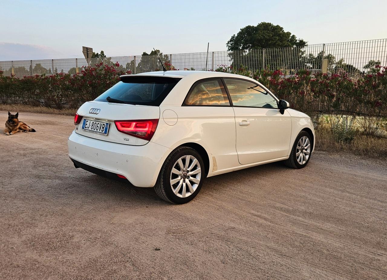 Audi A1 1.6 TDI Attraction