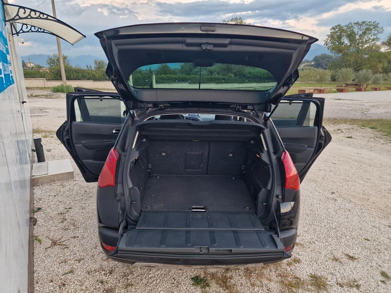 Peugeot 3008 2.0 HDi 150CV Business