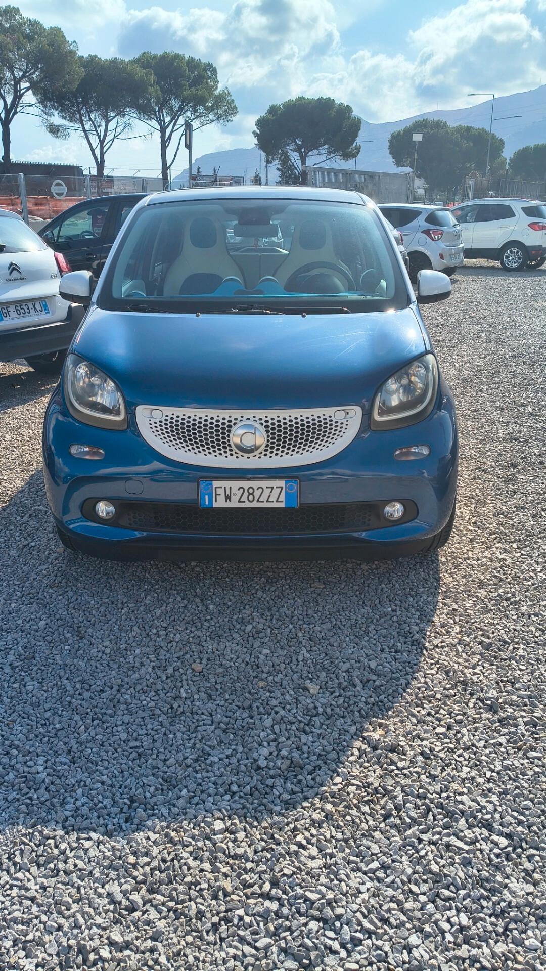 Smart ForFour 70 1.0 Proxy