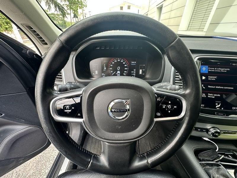 Volvo XC90 D4 Geartronic 7 posti Momentum