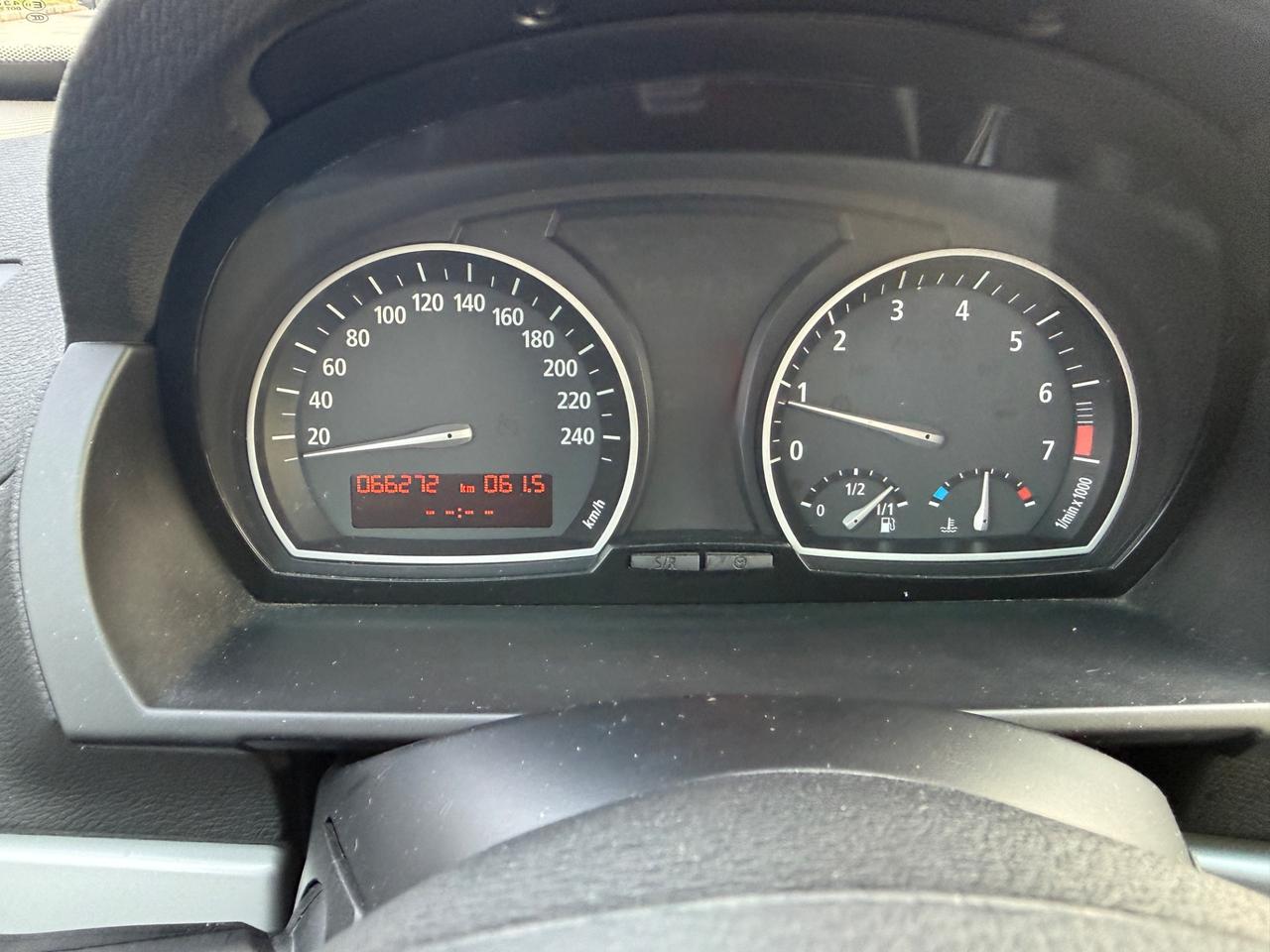 Bmw X3 2.0i cat Futura