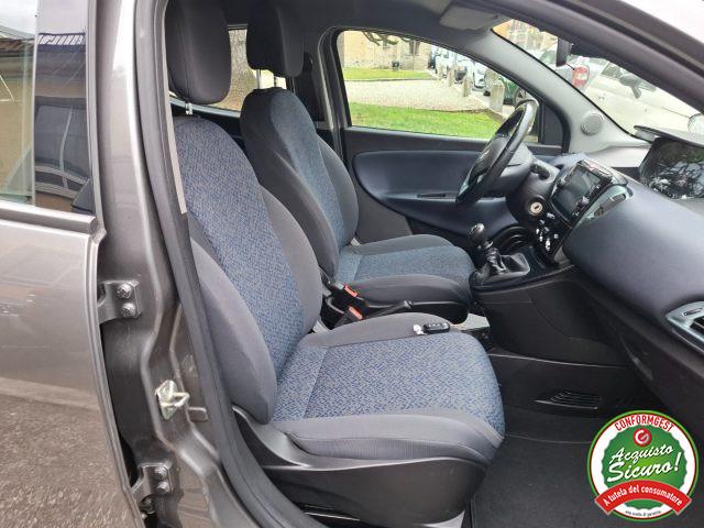 LANCIA Ypsilon 1.0 FireFly 5 porte S&S Hybrid Gold