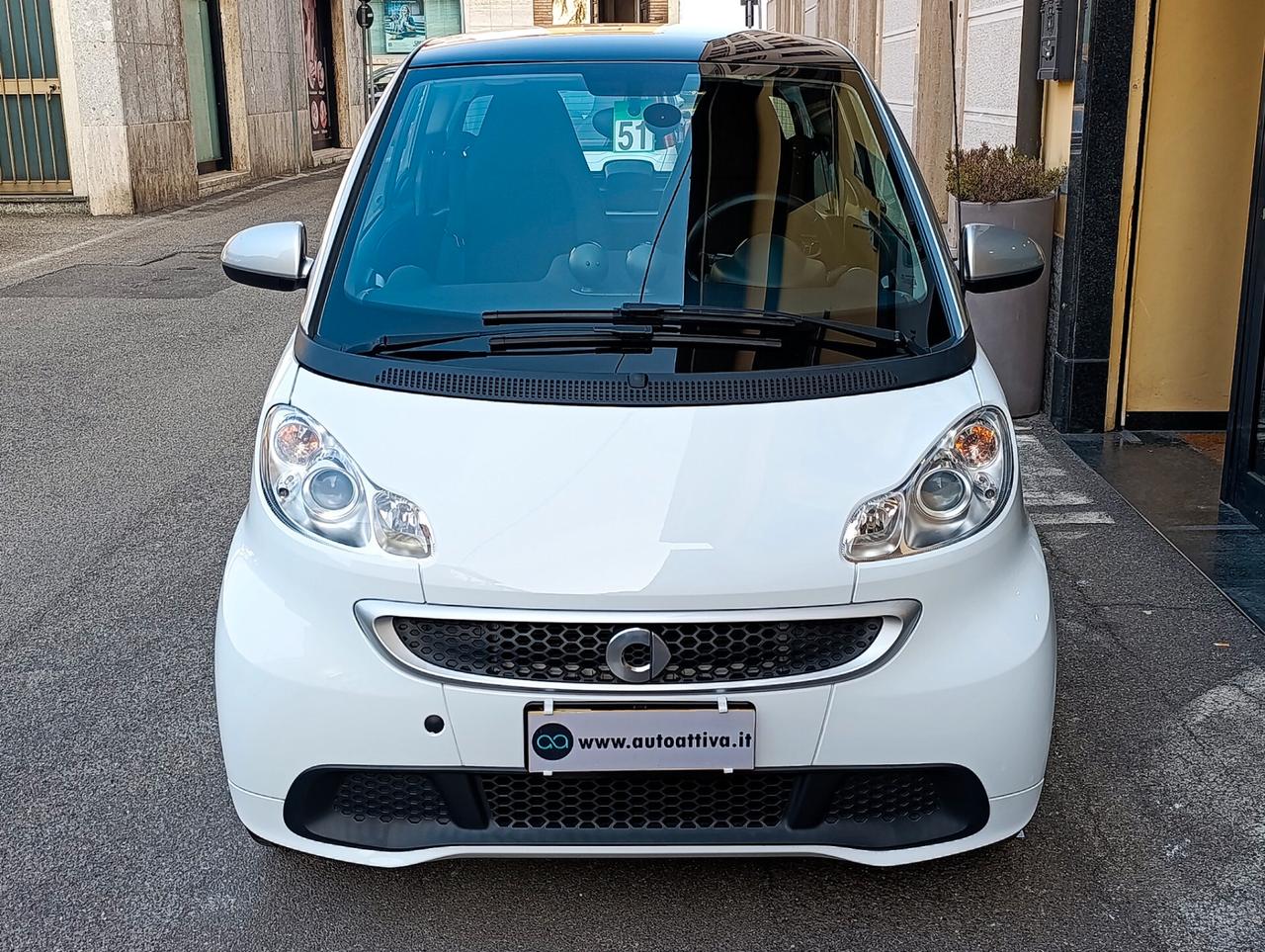Smart ForTwo 1.0 71cv MHD SERVOSTERZO/Navi/Full