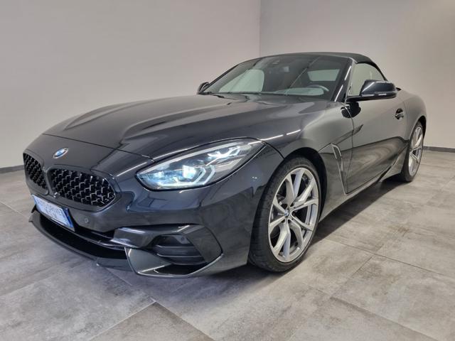 BMW Z4 sDrive20i Full Pelle