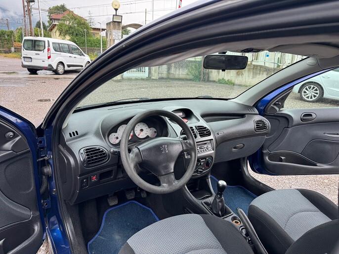 Peugeot 206 1.4 5p. XS Line
