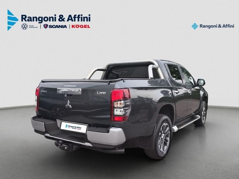 Mitsubishi L200 2.3 D Double Cab 4x4 Super Select Intense automatico