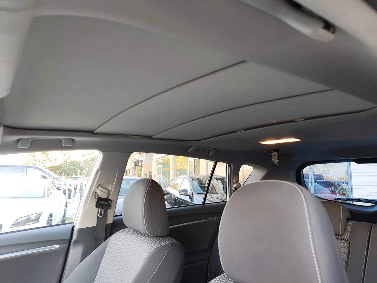 Toyota Verso 1.6 D-4D 7 posti *TETTO PANORAMA*