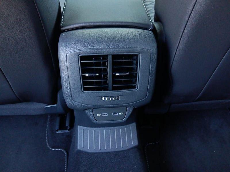 Volkswagen T-Roc T-Roc 1.0 TSI R-Line