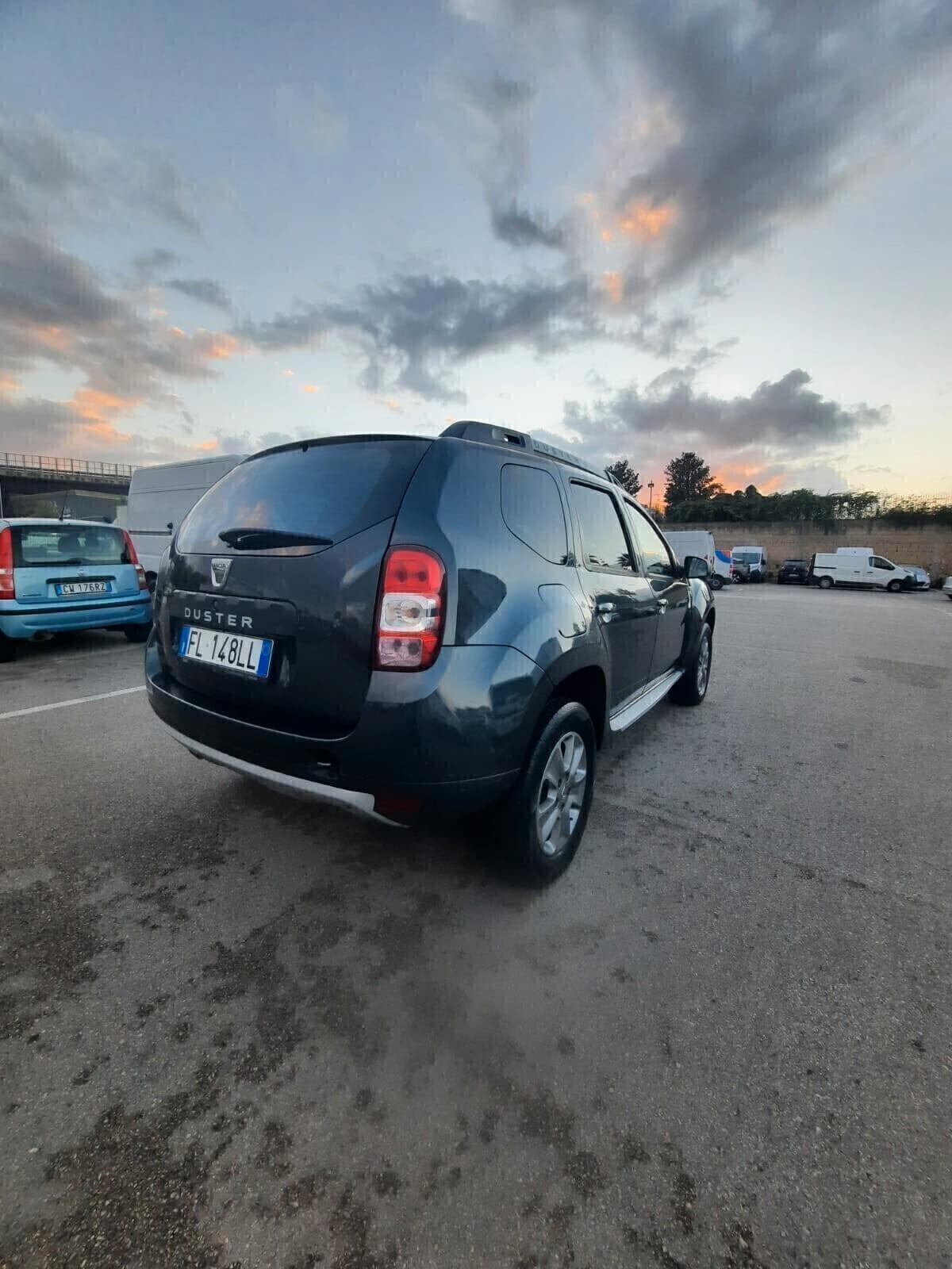 Dacia Duster speciale brave con camera posteriore