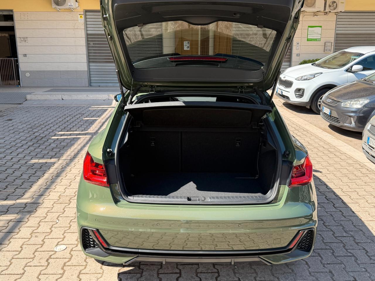 Audi A1 SPB 30 TFSI S tronic Identity Black