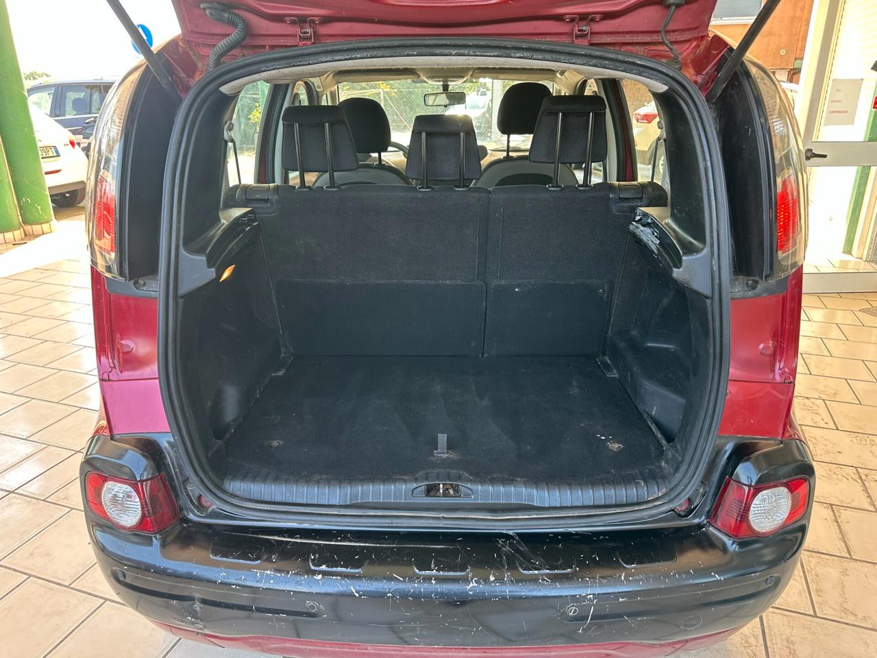 Citroen C3 Picasso 1.6 HDi (12 RATE)