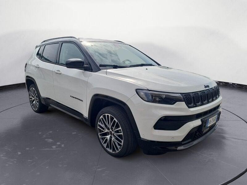 Jeep Compass e-Hybrid 1.5 Turbo MHEV T4 96kW Summit DDCT