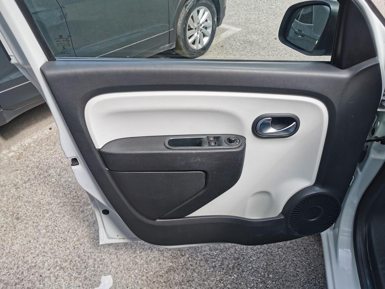 Renault Twingo SCe 70cv EDC Duel