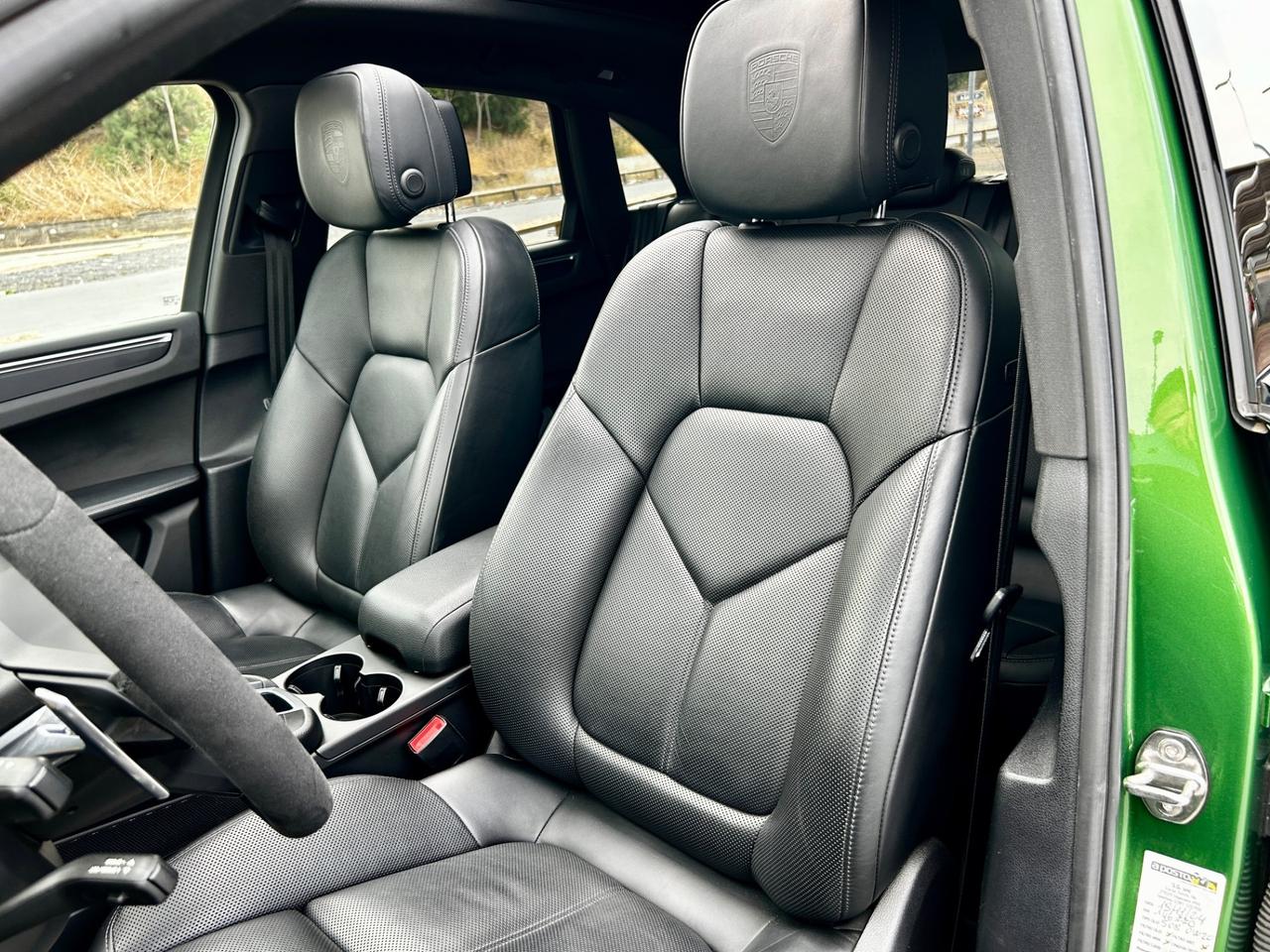 Porsche Macan 2.0 BENZINA 245CV PYTHON GREEN (GTS COLOR)