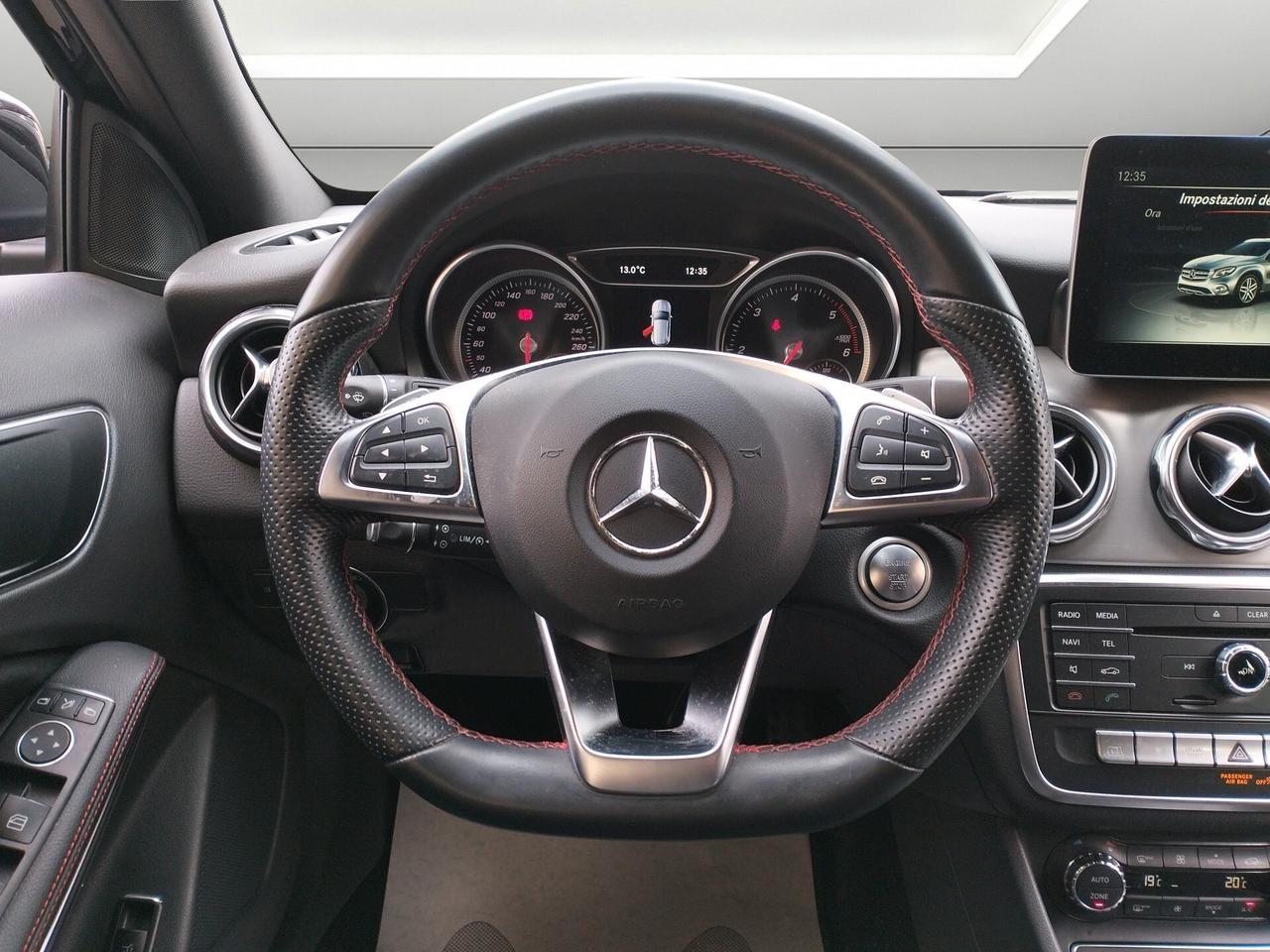 Mercedes-Benz GLA 200 d Premium 4matic auto