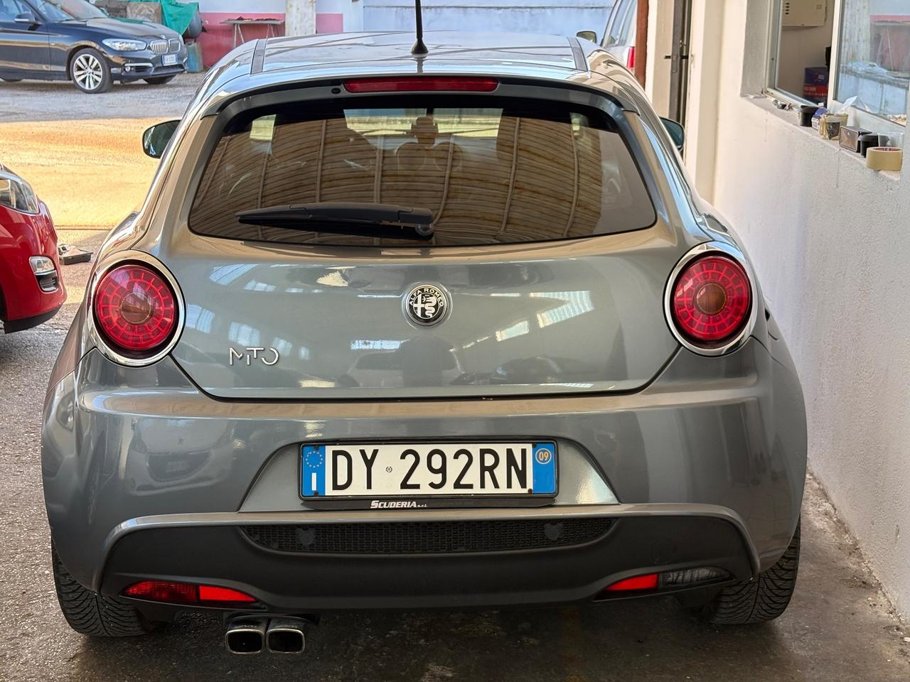 Alfa Romeo MiTo 1.6 JTDm 16V Distinctive Sport Pack