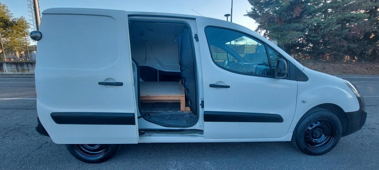 BERLINGO 1,6 DIESEL 75 CV TELEFONO BLUETOOTH 3 POSTI PORTA LATERALE IMPECCABILE