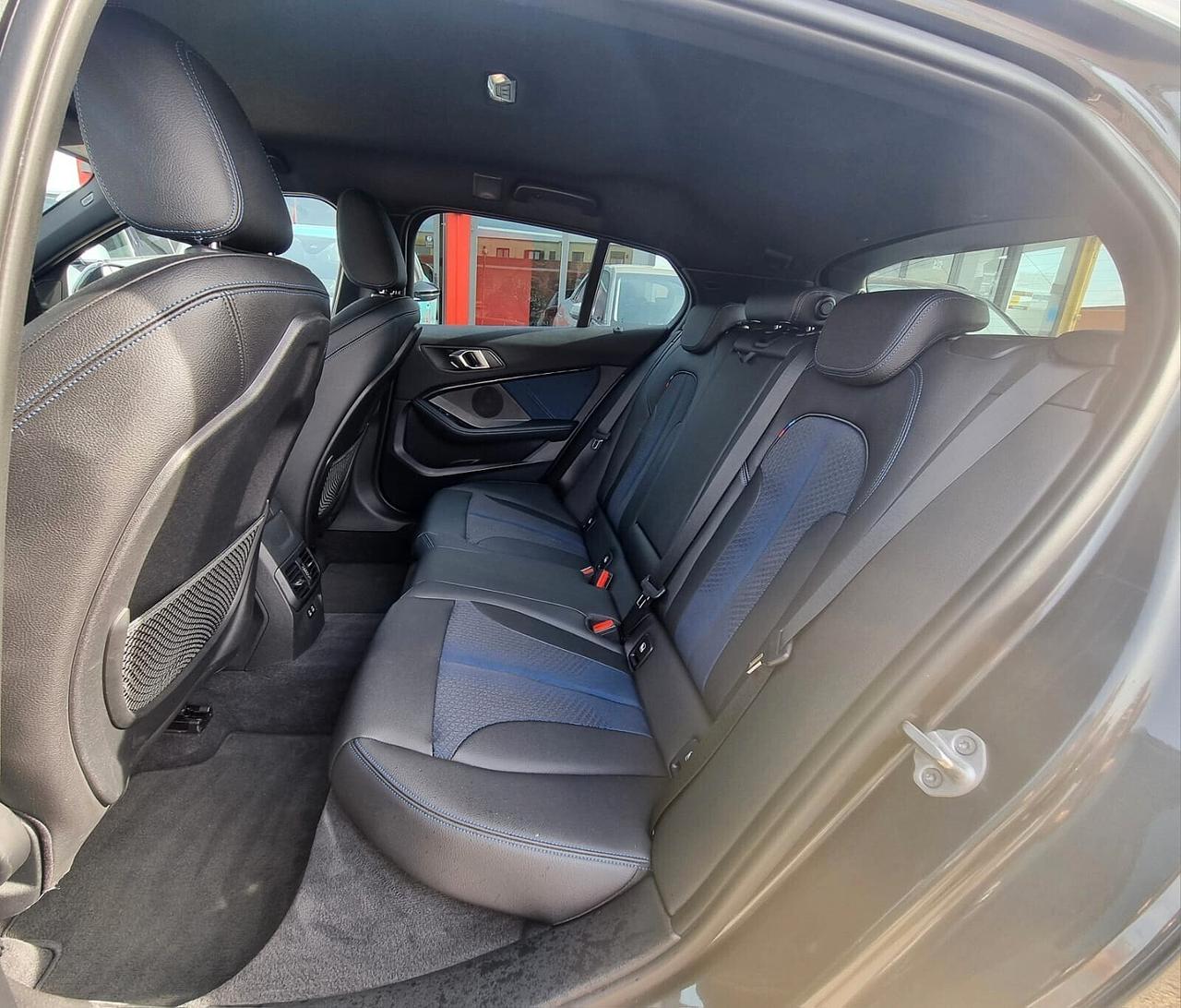 Bmw 118i M-SPORT 136cv