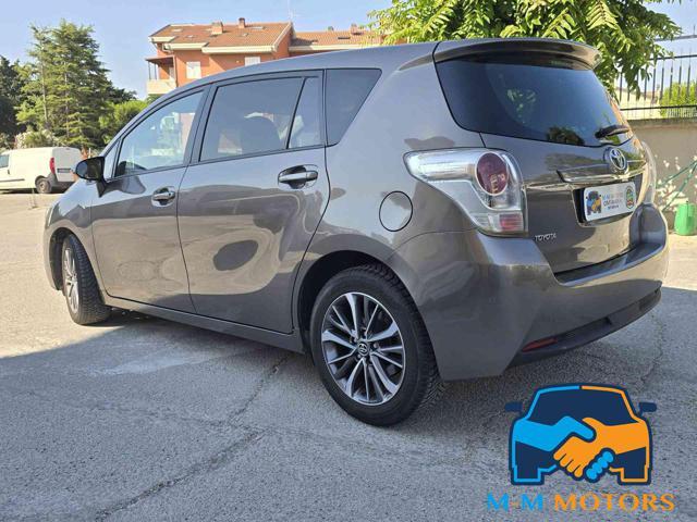 TOYOTA Verso 1.6 D-4D Active