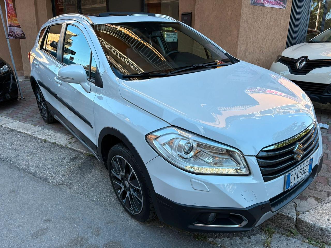 Suzuki S-Cross 1.6 DDiS 4WD All Grip Top + TETTO