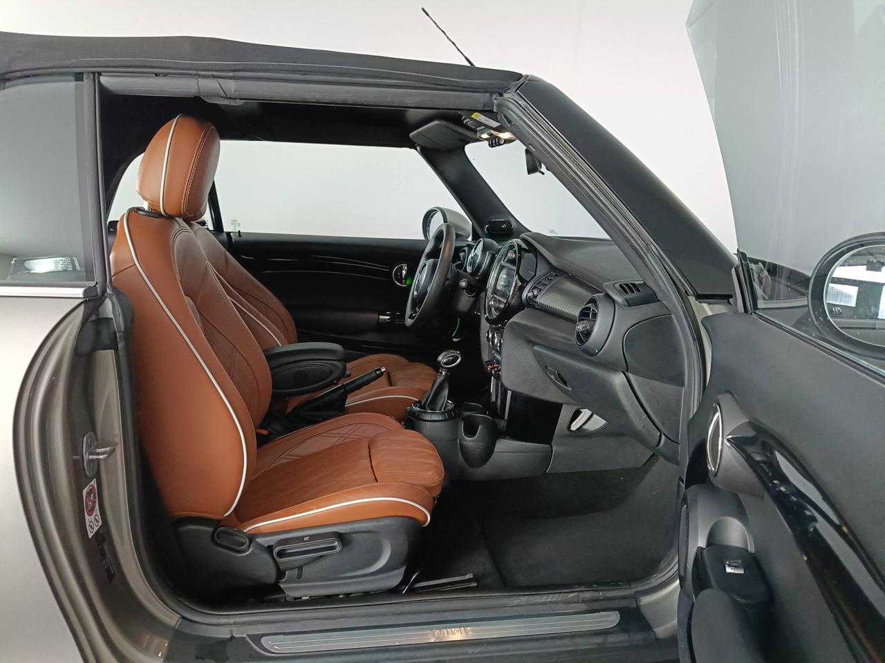 MINI Cooper - Mini Cabrio 1.5 Cooper D Hype auto