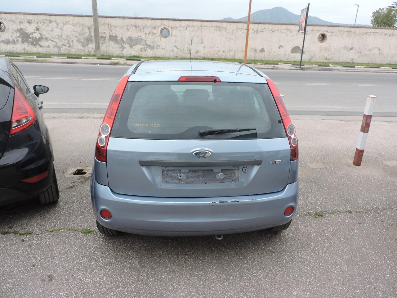 Ford Fiesta 1.4 TDCi 5p. Ghia